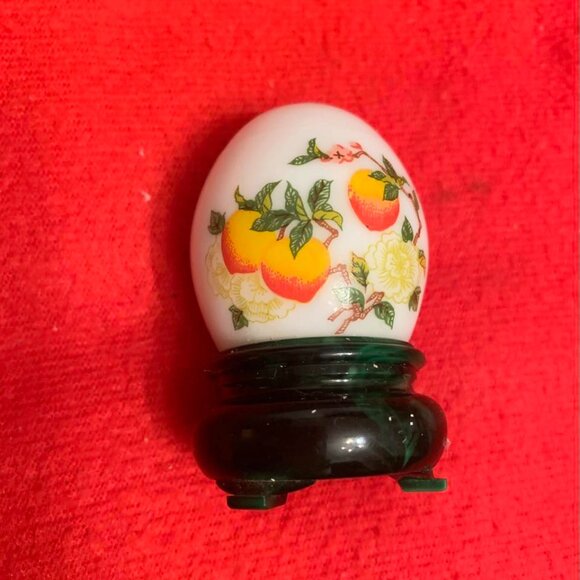 Vintage Avon Pedestal Egg Peach Orchard Empty Perfume Decanter - Picture 1 of 7